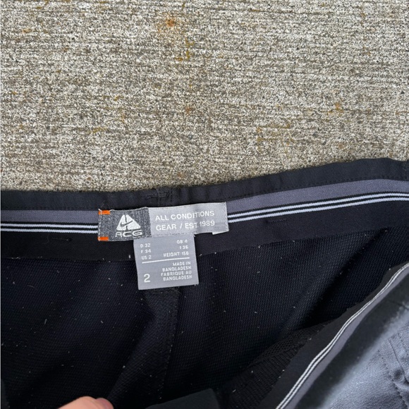 Vintage Nike ACG woman’s pants - Picture 3 of 6